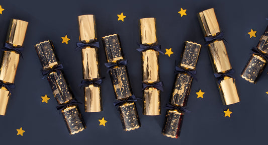 Deluxe gold stag crackers