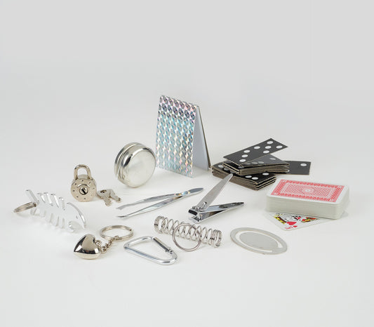 Winter berry crackers