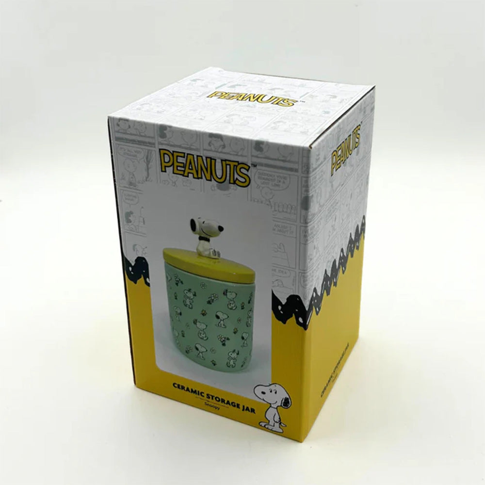 Peanuts treat jar