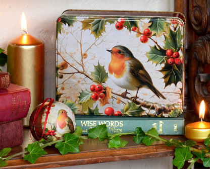 Christmas robin biscuit tin