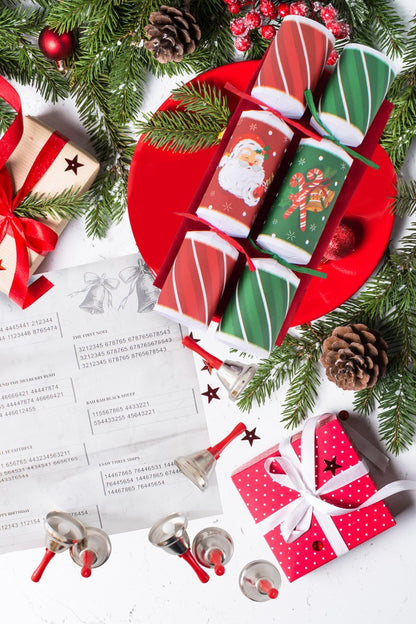Jingle bells crackers